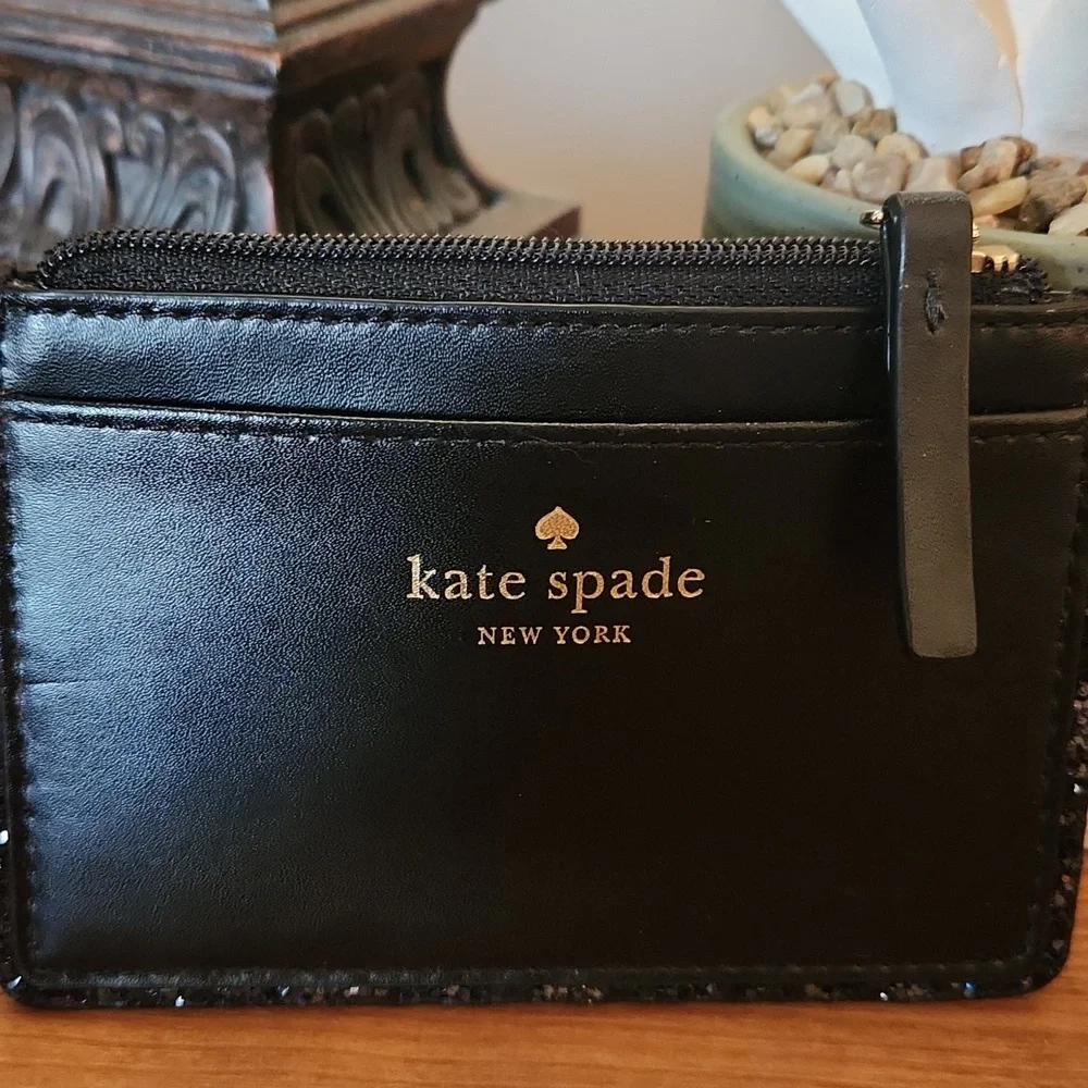 Kate Spade black card holder - Picture 5 of 5